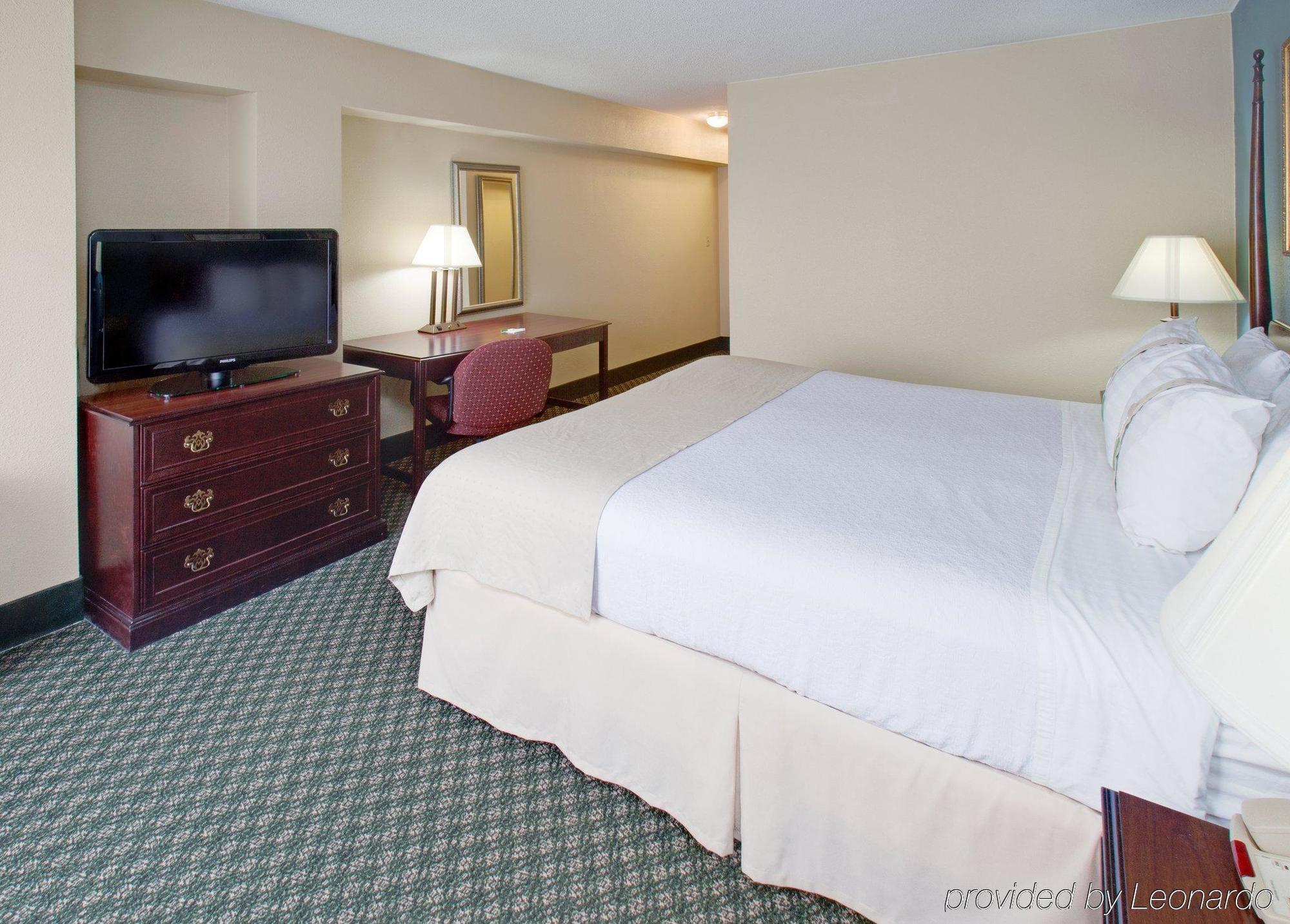 Holiday Inn Rock Island-Quad Cities, An Ihg Hotel Room photo